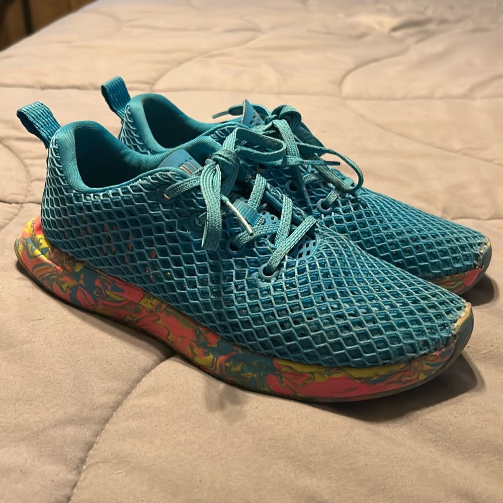 No Bull women’s size 8